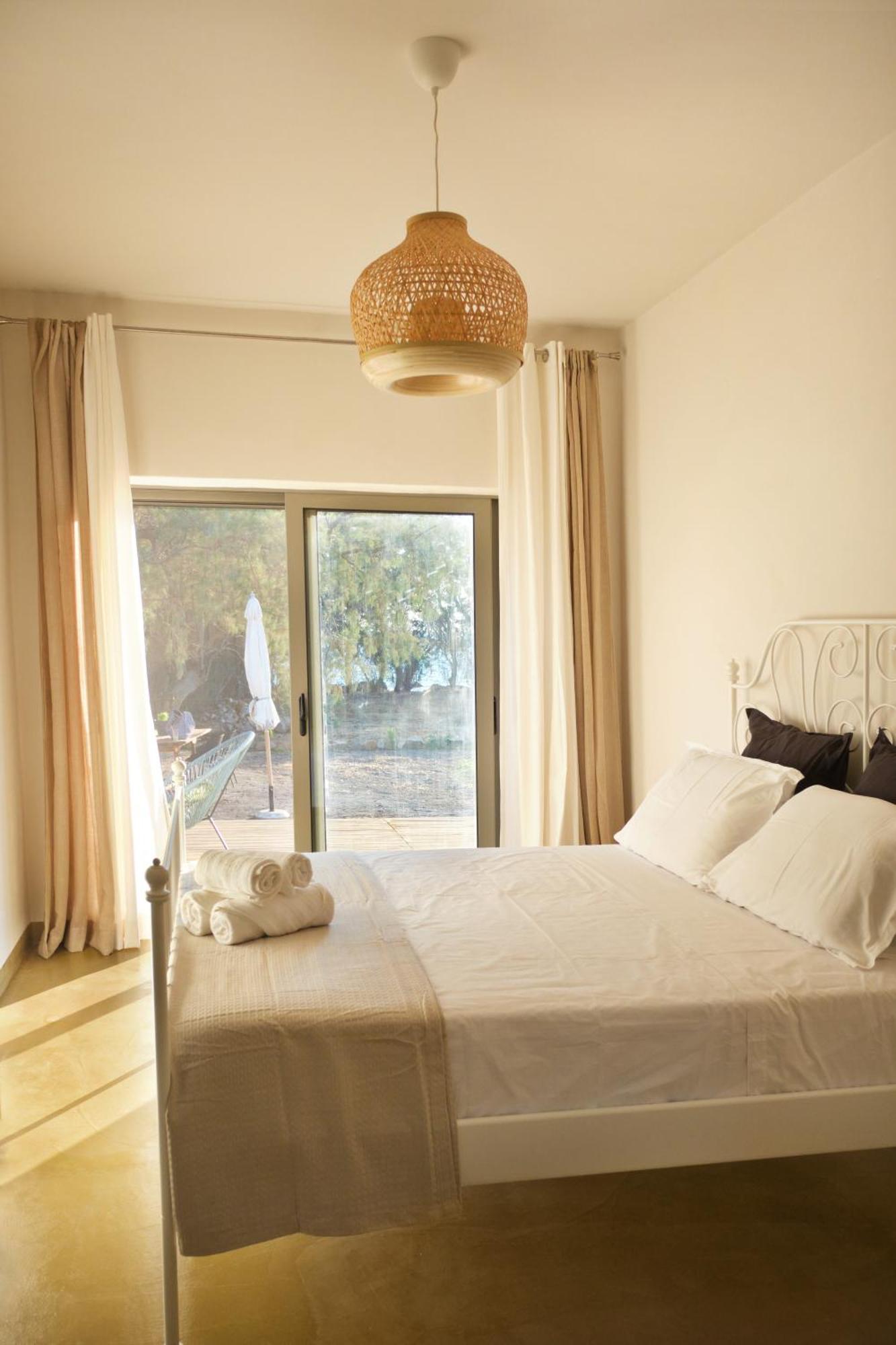 Mekia'S Beach House Livadia  외부 사진